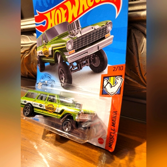 Hot Wheels "64 Nova Wagon Gasser" - Picture 3 of 5